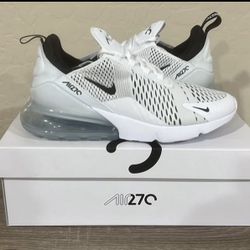 Nike Air 270 Womens Sz. 10 Brand New