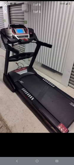SOLE F63 TREADMILL ( LIKE NEW & DELIVERY AVAILABLE TODAY)