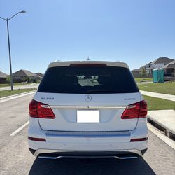 Mercedes-Benz GL-Class