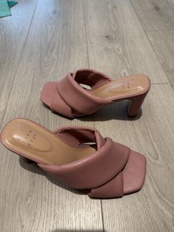 Women Heels - Size 6