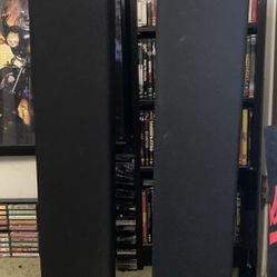 Definitive Tower Speakers BP-8 Beautiful Working Condition. Only One Chipped Paint As Shown.