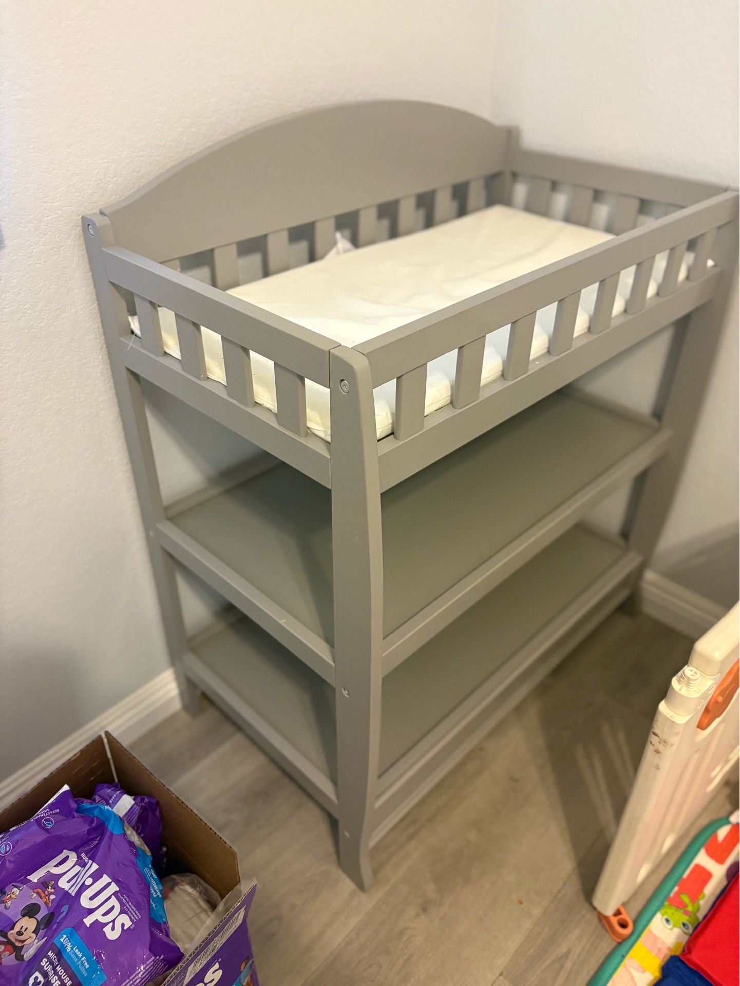 Baby changing table