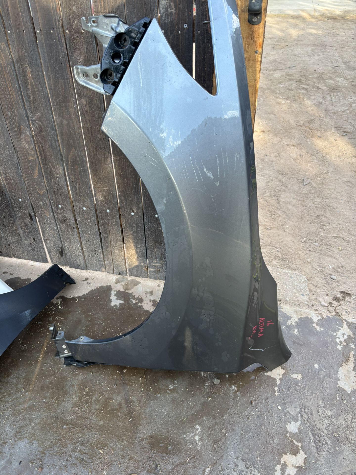 2016 Nissan Altima RH Fender
