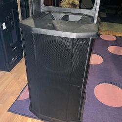 Bose F1 Subwoofer/ Speaker on top 