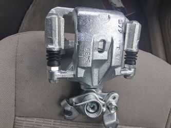 2010 Ford Fusion 3.5L  Rear brake Caliper