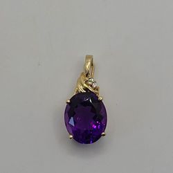 14k Gold Amethyst Pendant