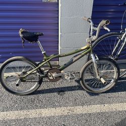 Antique GT performer and giant road bike