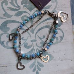 Beaded Bracelet with Silver Charmy Bracelet. Charmy Bracelet. Mexican Bracelet. Lucky Heart charms Bracelet. Pulsera con esclava de dijes. Pulsera