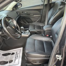 2017 Chevrolet CruzeLT 