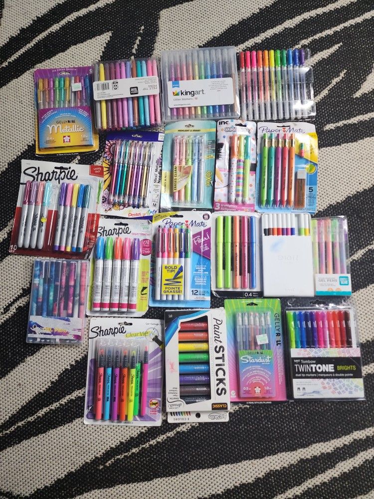 Lot Of Art Supplies Markers Pens Etc for Sale in Everett, WA OfferUp