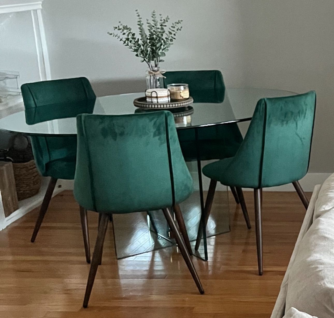 Suade chairs (wayfair) fairly new good condition & tempered glass dining room table.