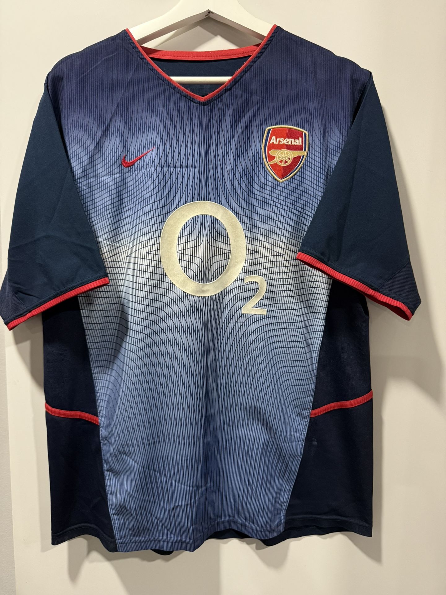 Nike Vintage Arsenal Jersey 2002/2004 Gently Used.