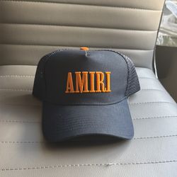 Amiri hat