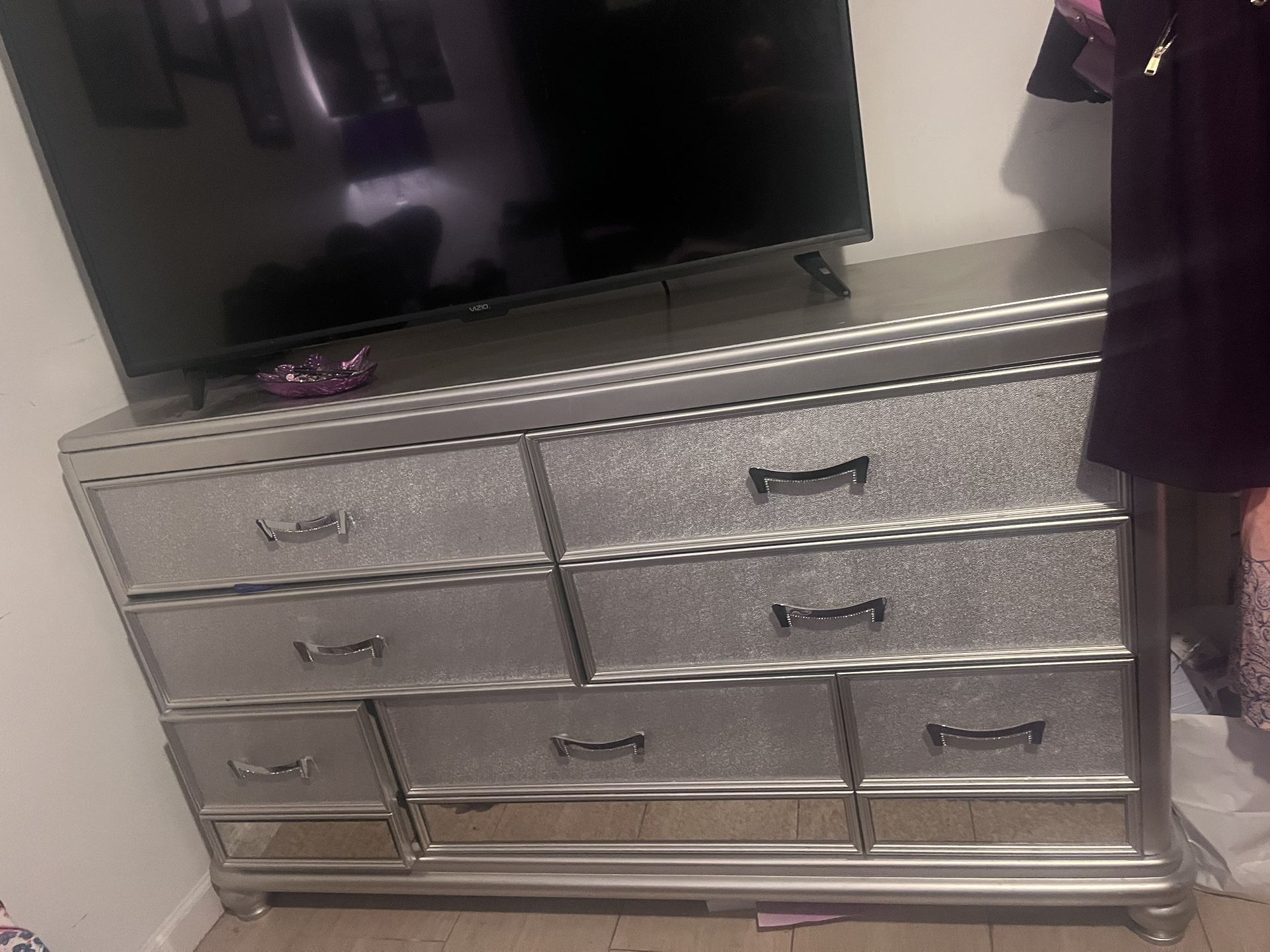 Ashelys Dresser Cordalaine Collection 
