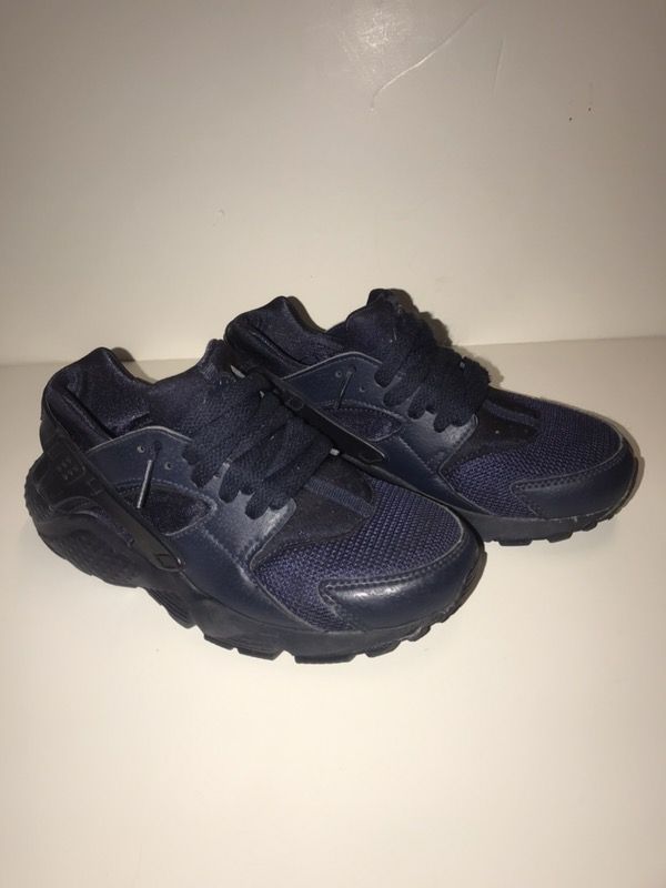 navy blue and grey huaraches