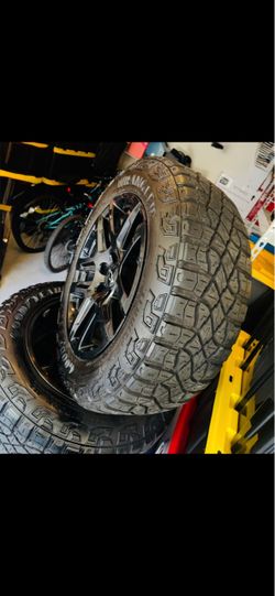 Chevy trail boss stock wheels n rims