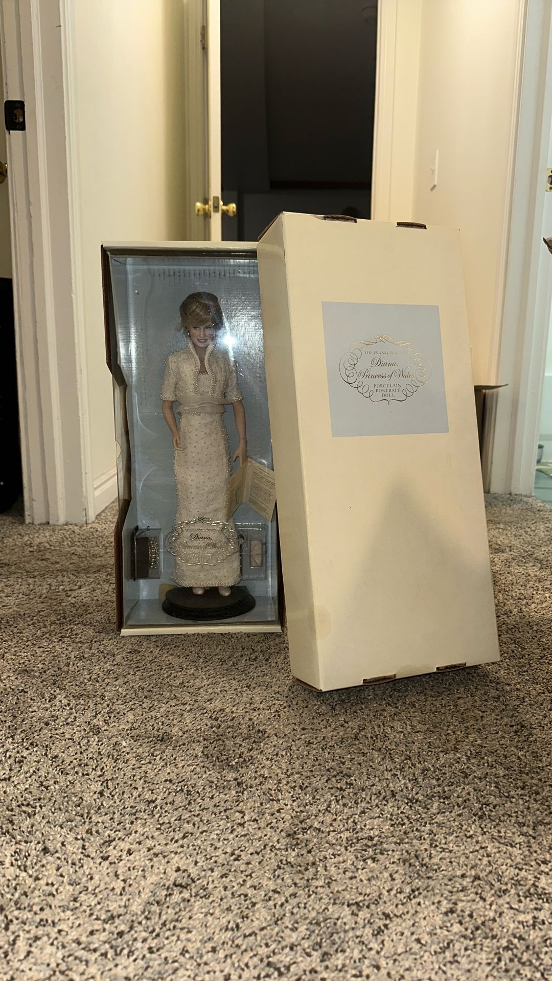 The Franklin Mint Diana, Princess Of Wales, Porcelain Portrait Doll