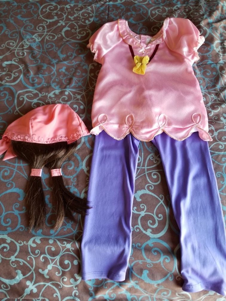 Disney Izzy pirate girl costume