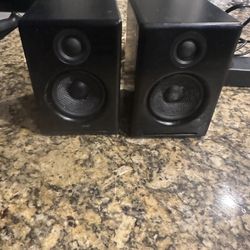 Speakers Audio Engine 2