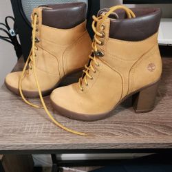 Timberland Heels Size 6