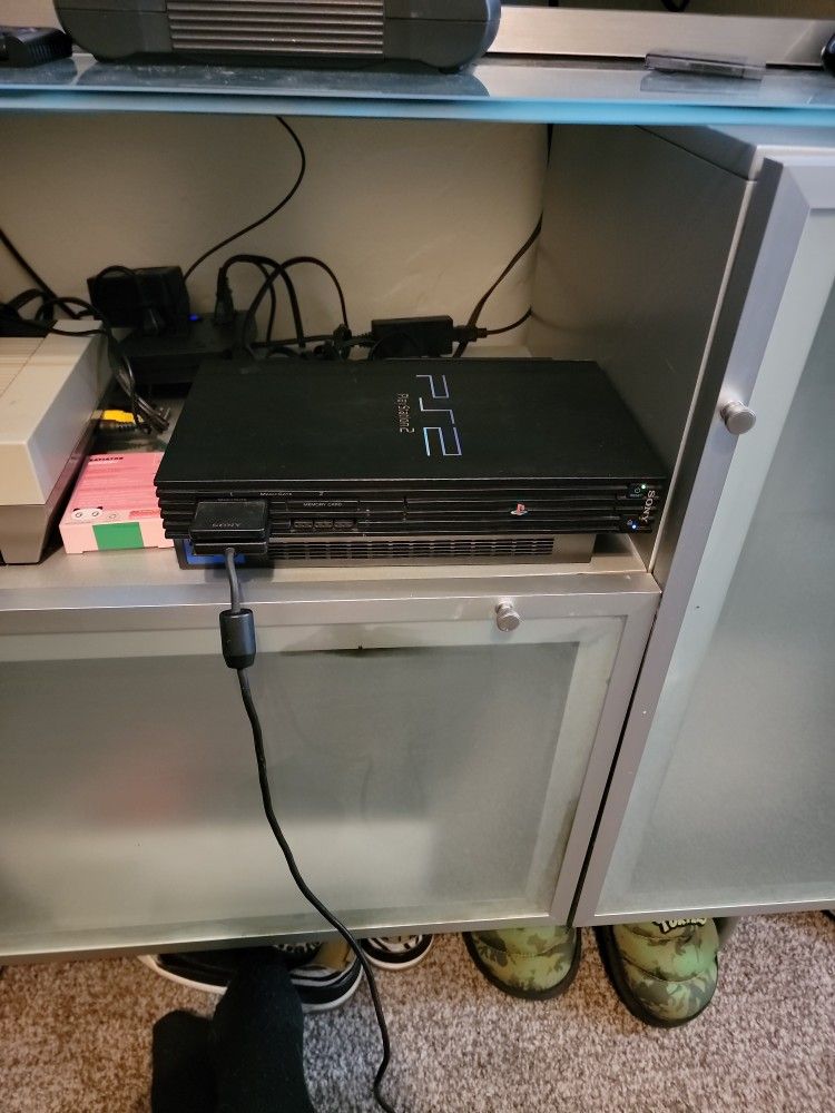 Ps2 Fat With Loaded Hard Drive