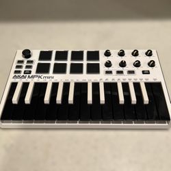 Akai MPK Mini MK2