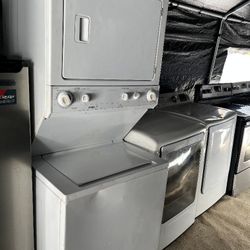 Kenmore Stackable 27" Washer And Dryer / Working Perfect/ 1 Month Warranty 