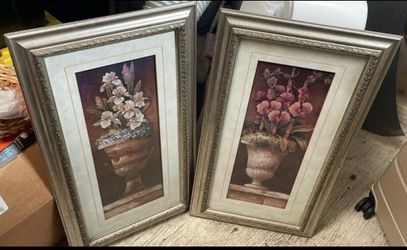 Pair of Framed Floral Art Prints