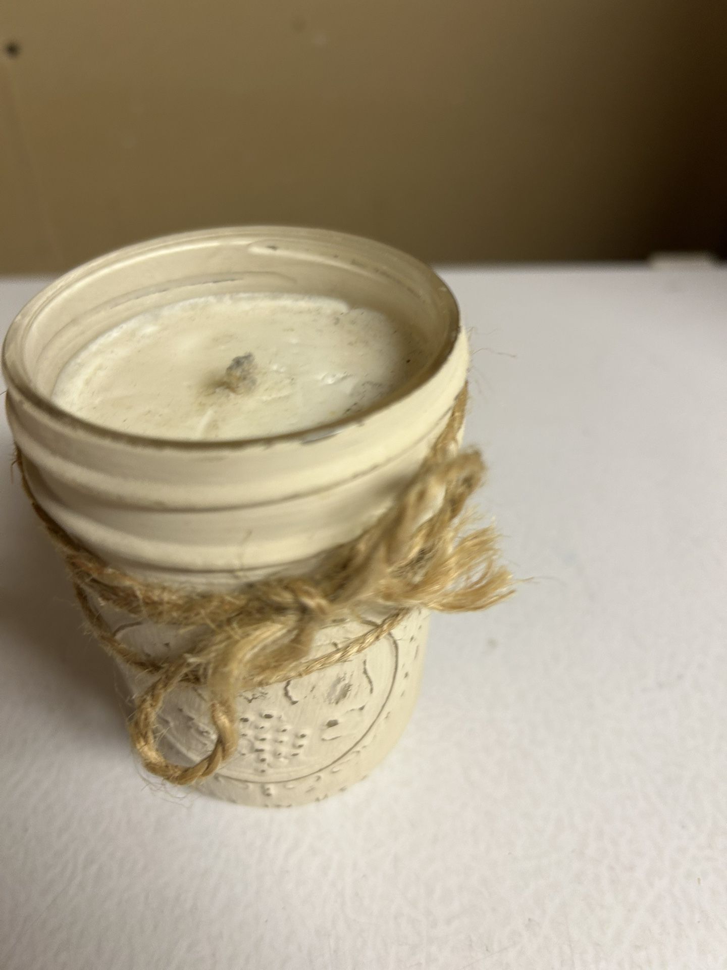 Small mason jar candle unused