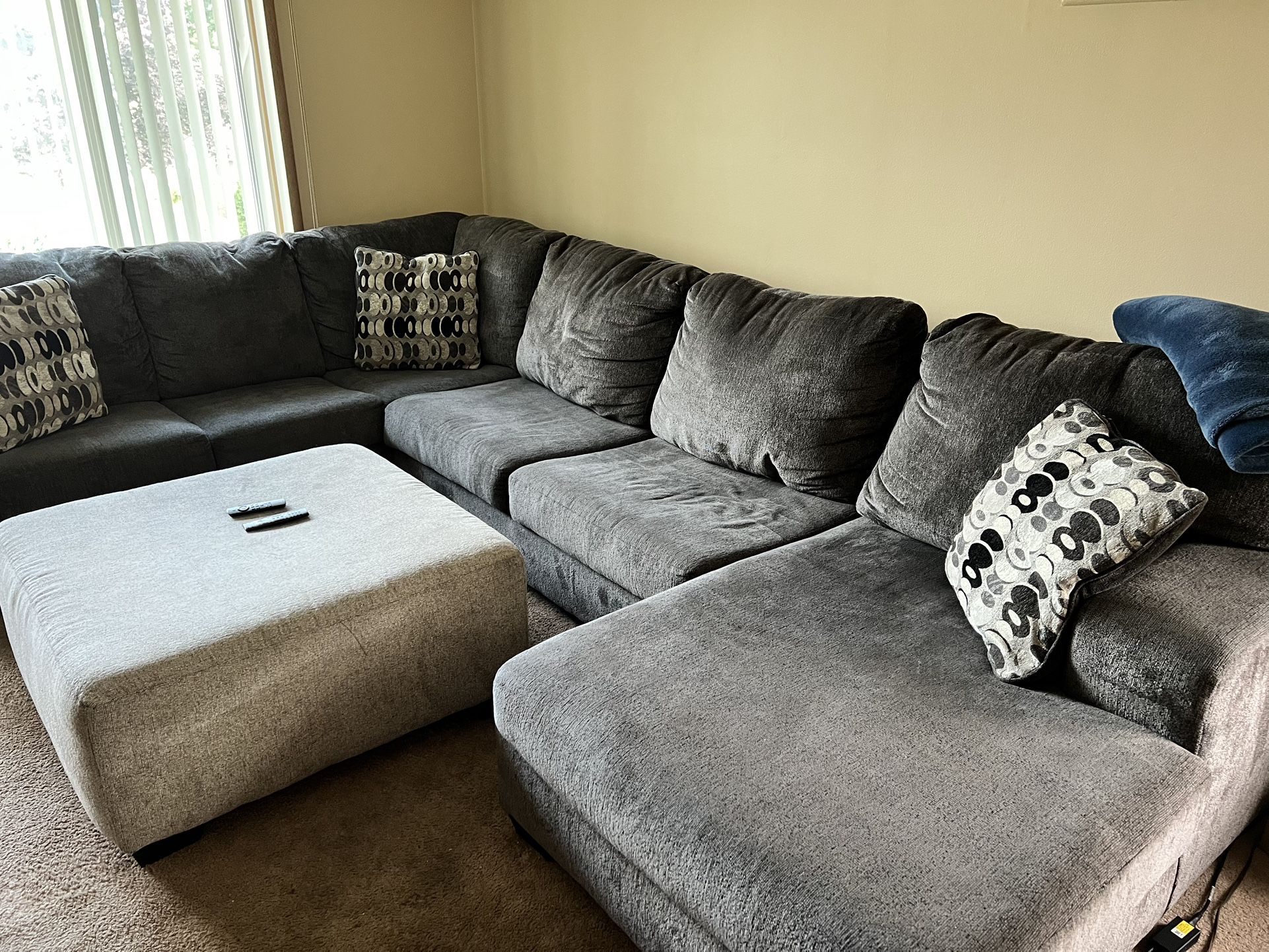 Sectional Sofa