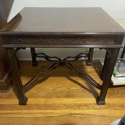 1980s Drexel Heritage Chippendale Walnut Accent Table W/ Fretwork and Banded Top
