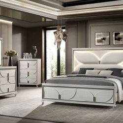Gold Queen Bedroom Set 4 Pc