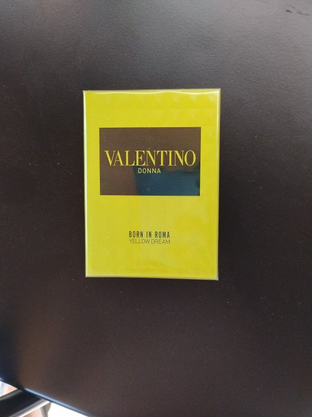 Valentino Perfume