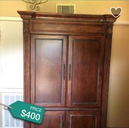 Armoire solid wood