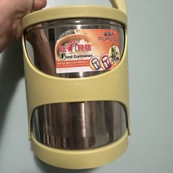 2 Tier Food Containers, Never Used , High Quality , Easy To Take Off Or Put Together