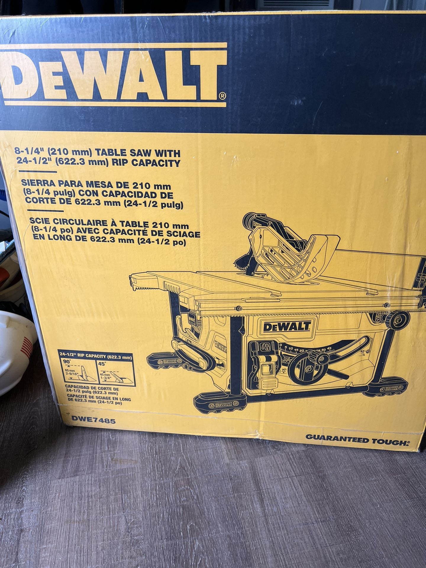 DEWALT Table Saw 