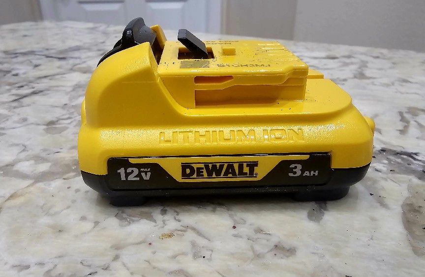 12v Dewalt 3ah Battery