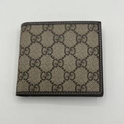 Gucci wallet 