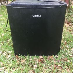 Mini Refrigerator 