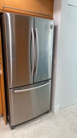 Samsung Refrigerator French door stainless steel