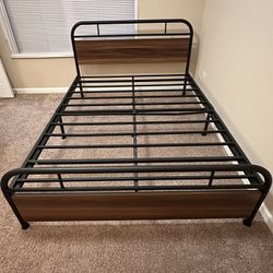 Queen Bed Frame – Very Good Condition