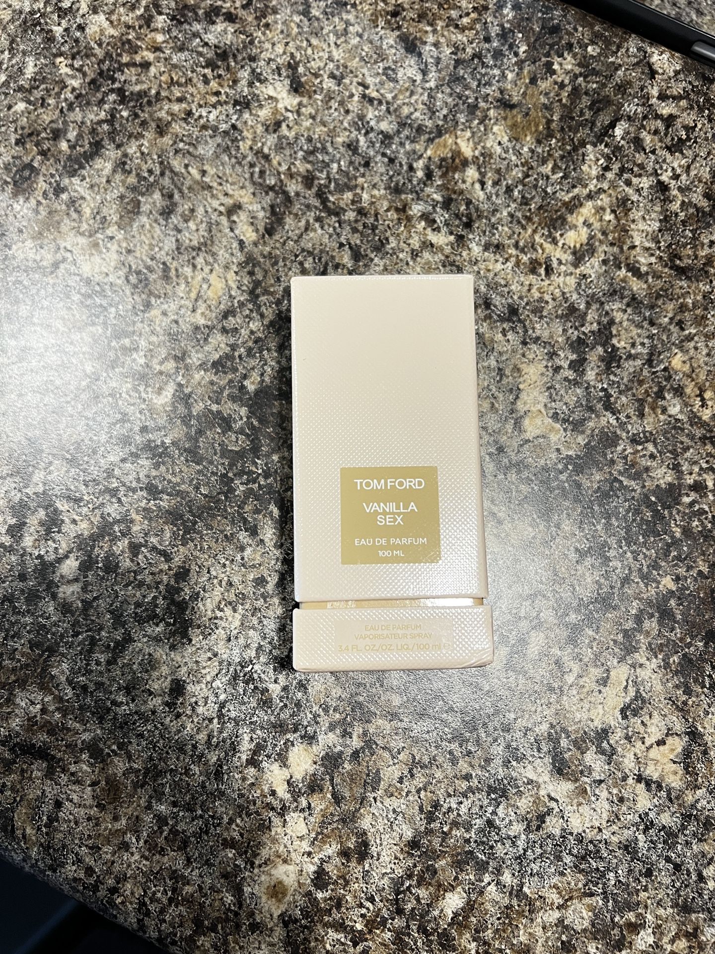 Women’s Fragrance | Eau De Parfum