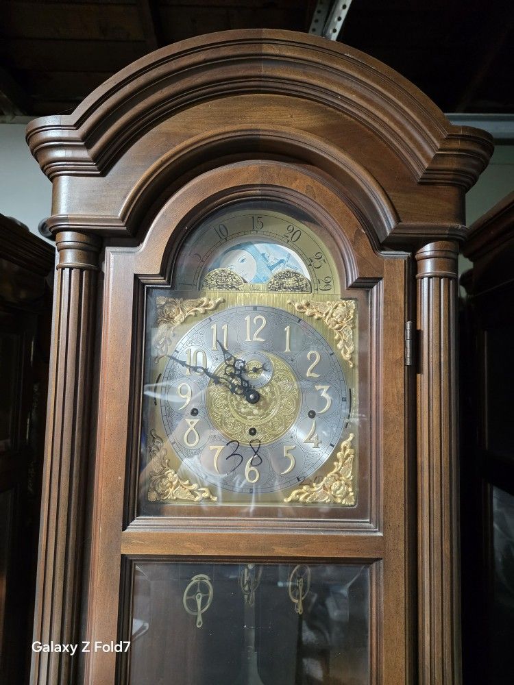 Grandfather Clock 