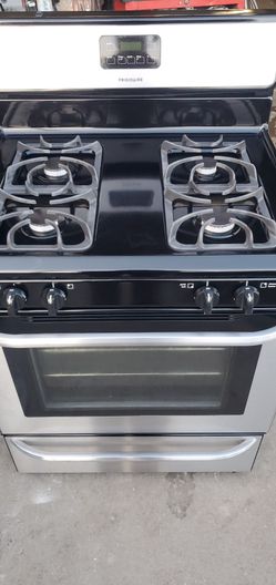 Frigidaire 30”inch Gas Range With 4 Burners Stainless Steel 
