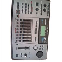 “Boss BR-8 Digital Recording Studio – tested – Missing Knobs