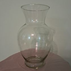 Glassware, Vases