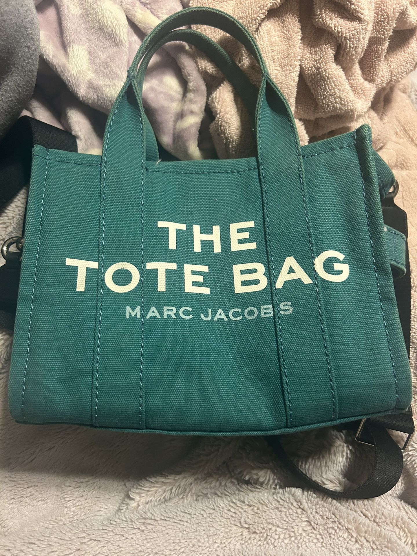 The tote bag
