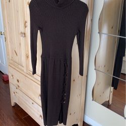 St. John Knit  Dress In Sz 6 In Brown