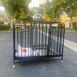 Dog Crate, Escape-Proof Indestructible Cage for High-Anxiety Dogs, 2-Door Kennel with Lockable Wheels and 2 Removable Trays