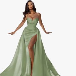 Formal Gown/bridesmaid Gown